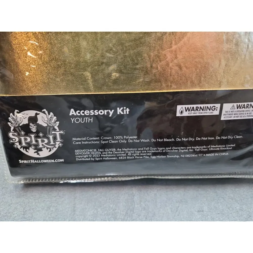 Fall Guys Youth Costume Accessory Kit - Crown & Inflatable Tail Halloween - Picture 6 of 6